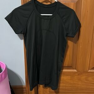 Women’s lululemon swiftly